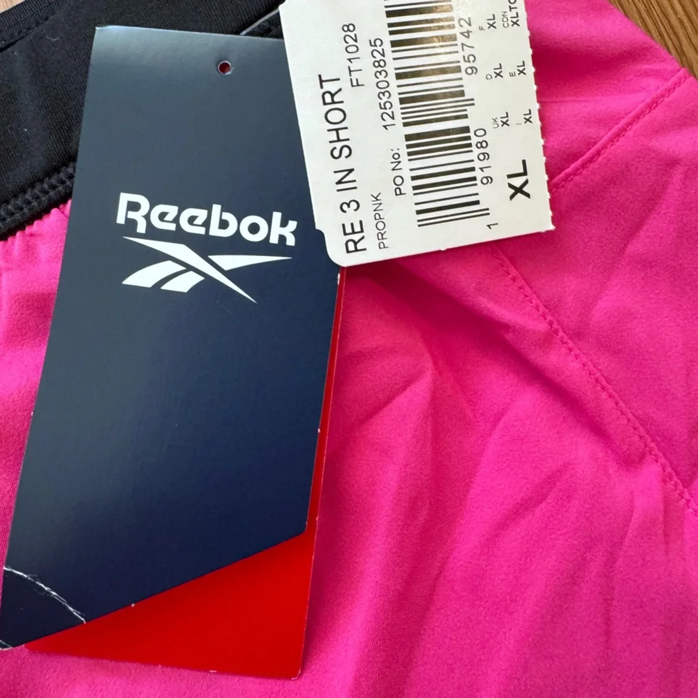 Reebok Run Essentials 3´´ Women’s Xl Pink Black Athletic Gym Shorts with Pocket